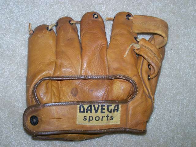 Charlie Keller Davega D75 Back